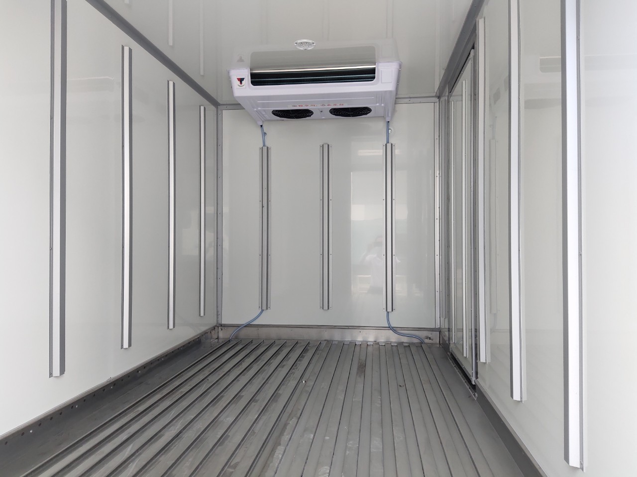 Hyundai Porter H150 Thùng Đông Lạnh