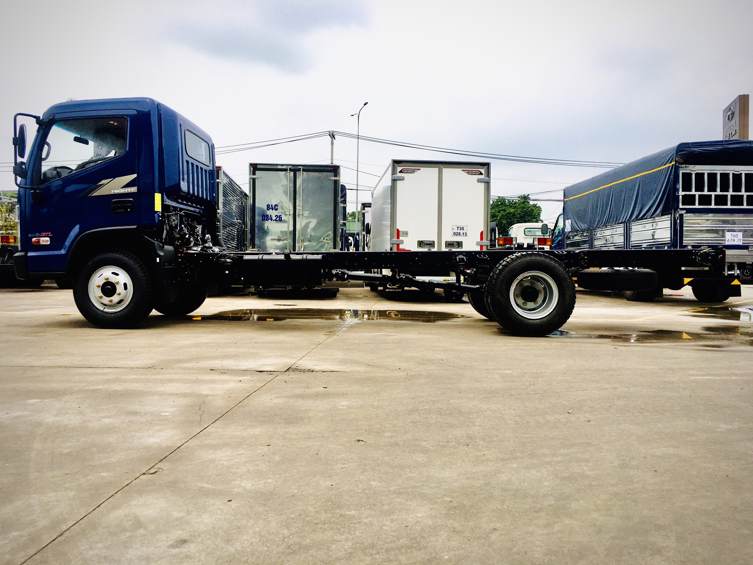 hyundai mighty ex8 gt